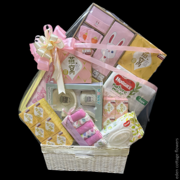Baby Gifts Hamper NB28