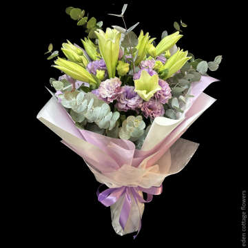 Lily Bouquet HBL8