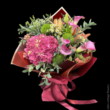 Unique Flowers Bouquet HBU17