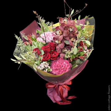 Unique Flowers Bouquet HBU25
