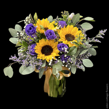 Sunflower and Eustoma in vase FAV5