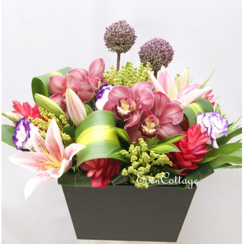 Table Floral Display