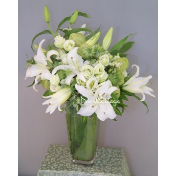 Lily Table Flowers TF21