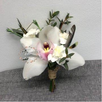 Wedding boutonnieres and corsages