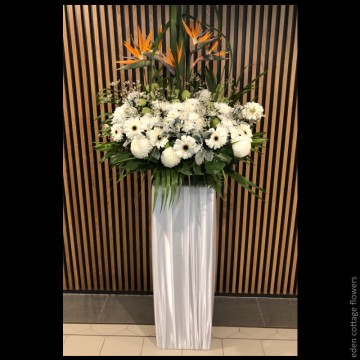 Sympathy Flower Stand CW09