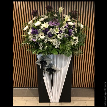 Sympathy Flower Stand CW37