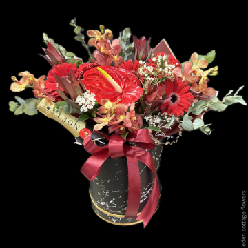 Champagne and Flowers WCF10